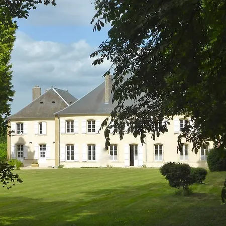 Pensión Le Chateau De Puxe