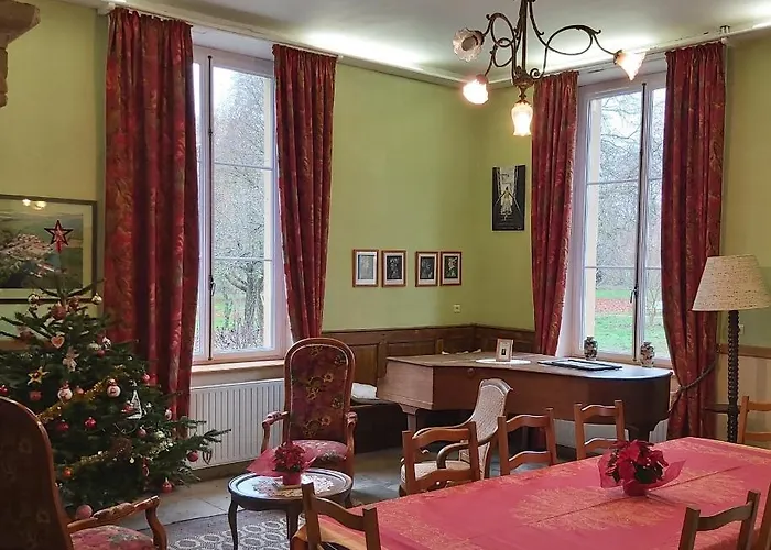 Le Chateau De Penzion Puxe